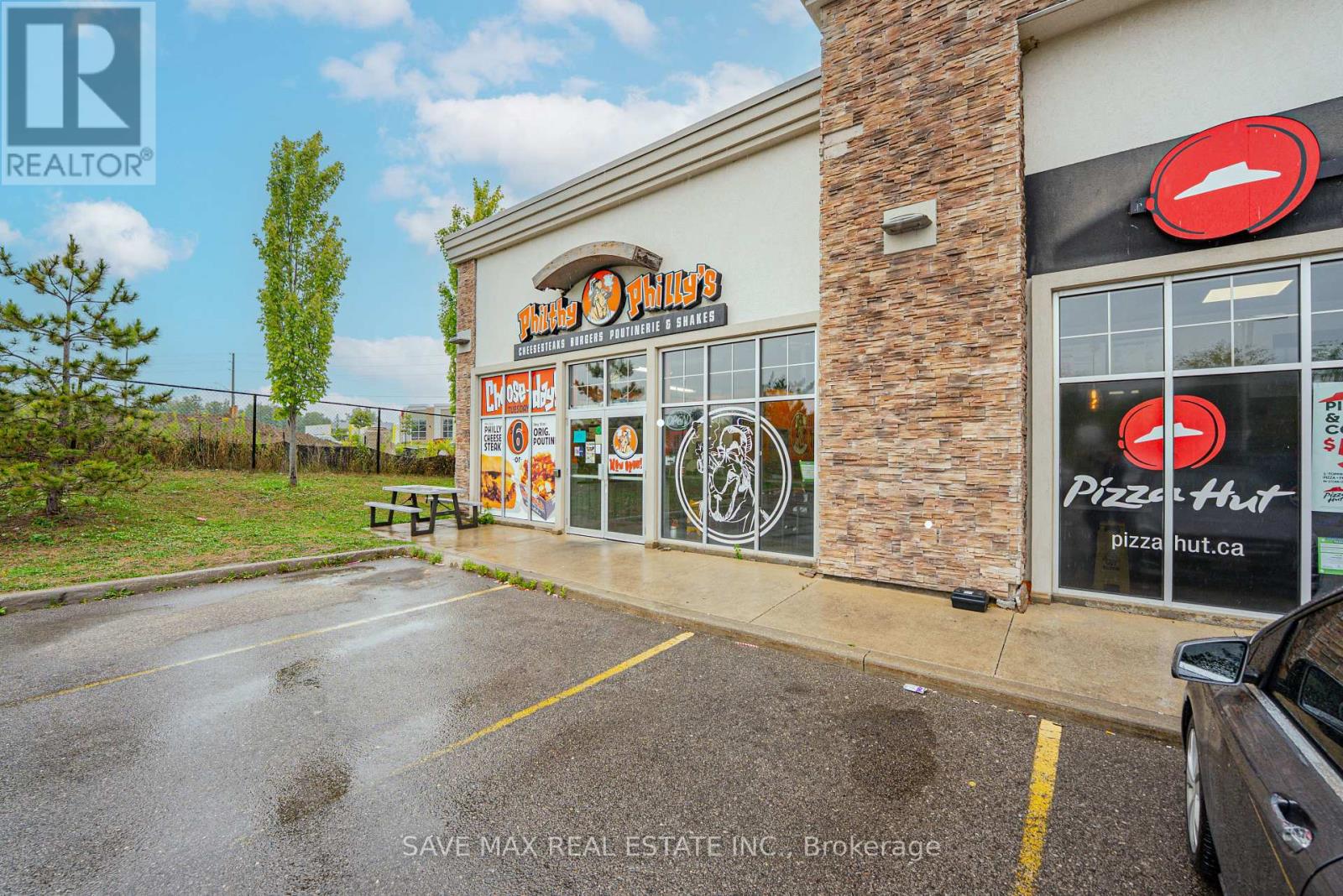 280 Rossland Road, Ajax, Ontario  L1T 4V2 - Photo 4 - E12372765