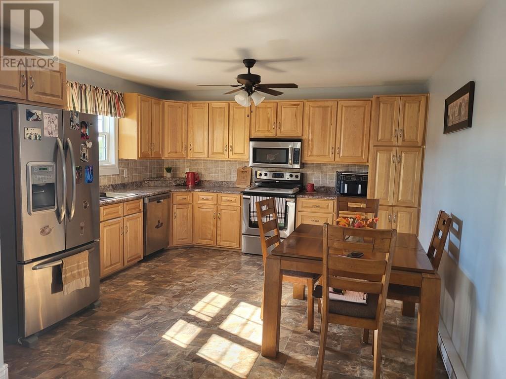 31 Church Road, Badger, Newfoundland & Labrador  A0H 1A0 - Photo 8 - 1288061