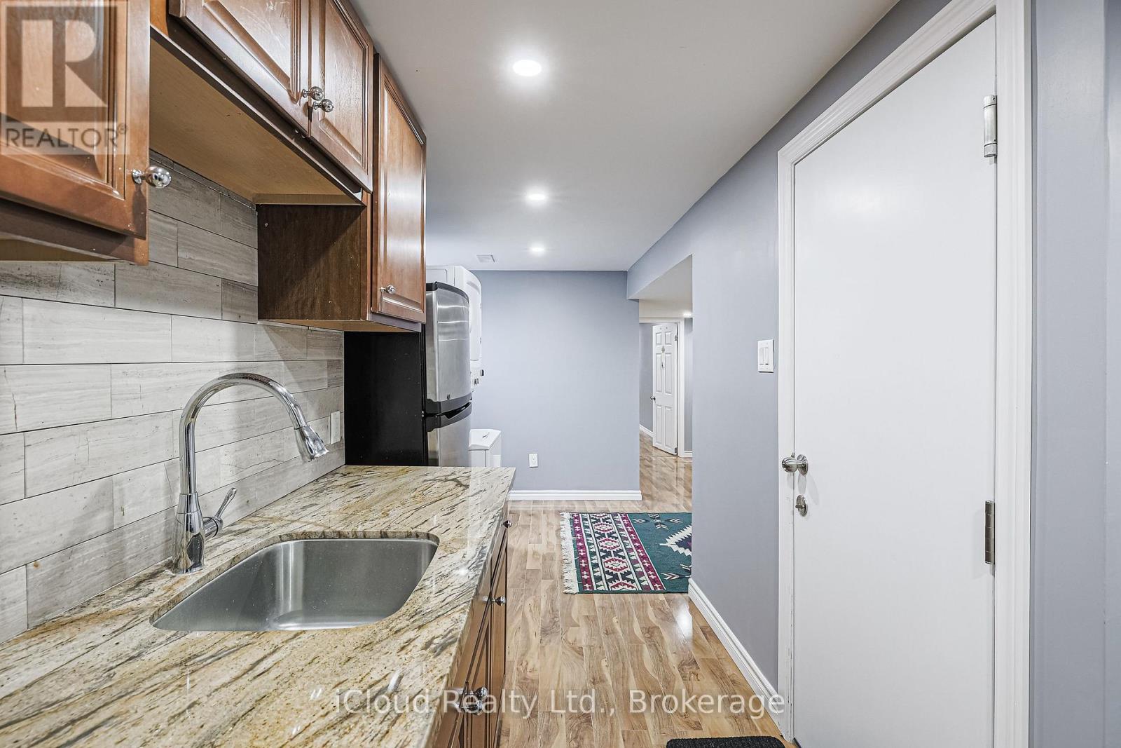 210 Miller Drive, Halton Hills, Ontario  L7G 6N3 - Photo 6 - W12358339