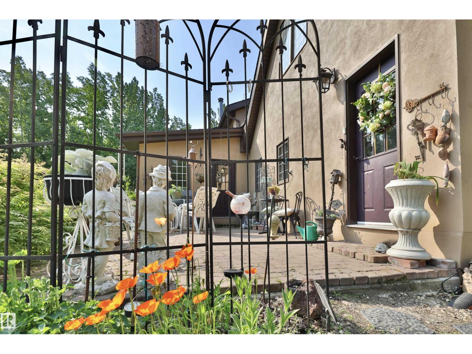 Property at 8002 45 ST image 2