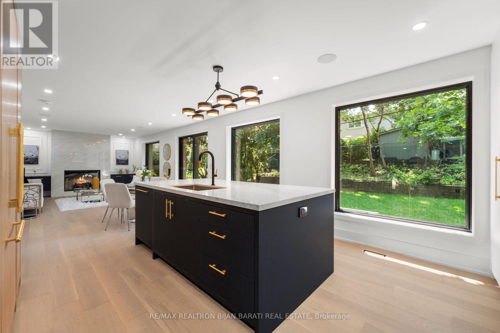 593 Cummer Avenue, Toronto (Bayview Woods-Steeles), Ontario  M2K 2M5 - Photo 19 - C12372778