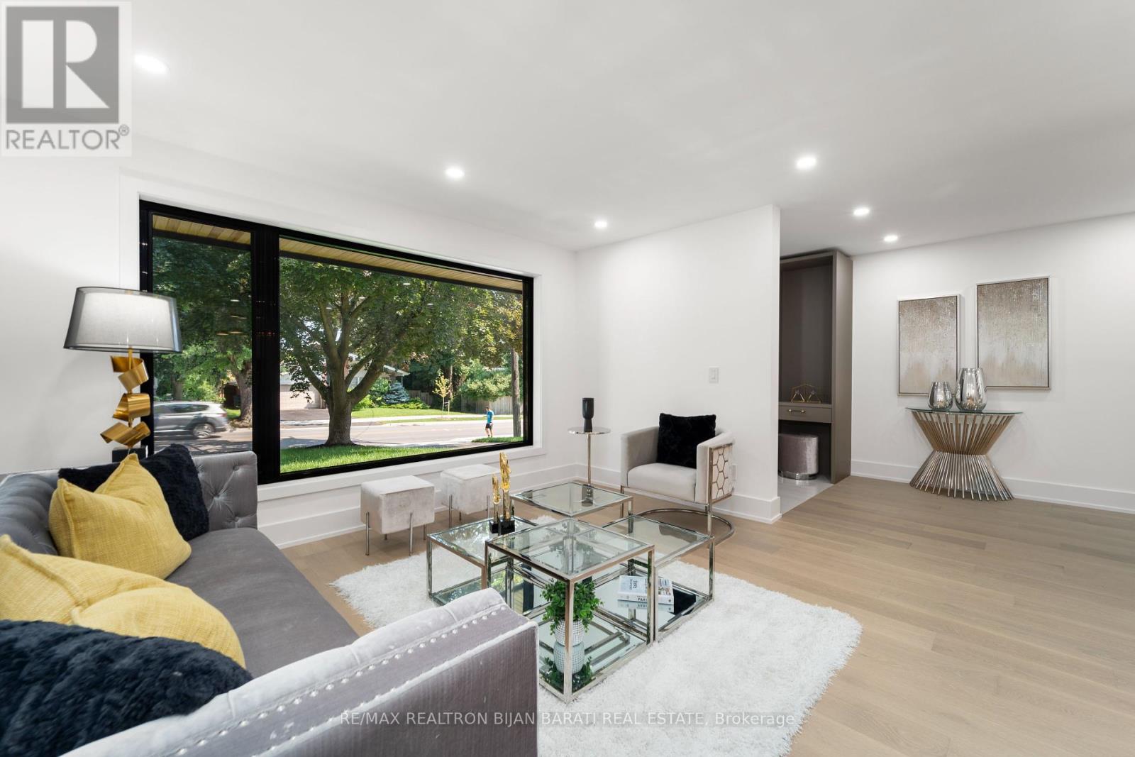 593 Cummer Avenue, Toronto (Bayview Woods-Steeles), Ontario  M2K 2M5 - Photo 5 - C12372778
