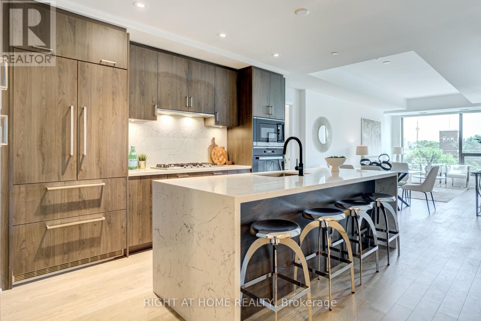 410 - 280 Howland Avenue, Toronto, Ontario  M5R 0C3 - Photo 4 - C12372792
