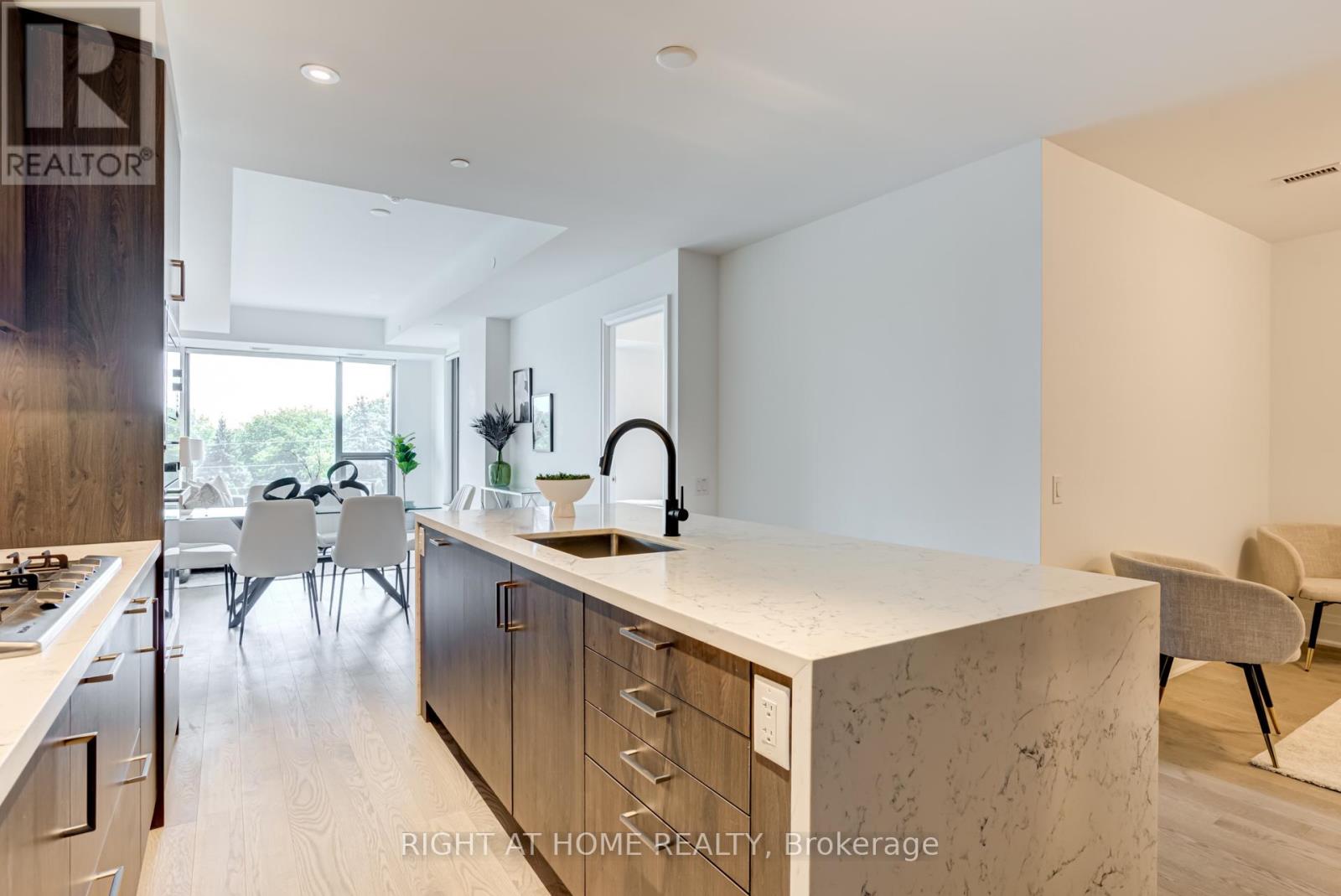 410 - 280 Howland Avenue, Toronto, Ontario  M5R 0C3 - Photo 8 - C12372792