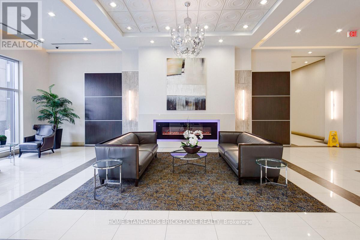 2802 - 7171 Yonge Street, Markham, Ontario  L3T 0C5 - Photo 3 - N12372794