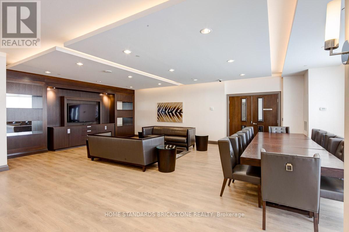 2802 - 7171 Yonge Street, Markham, Ontario  L3T 0C5 - Photo 9 - N12372794