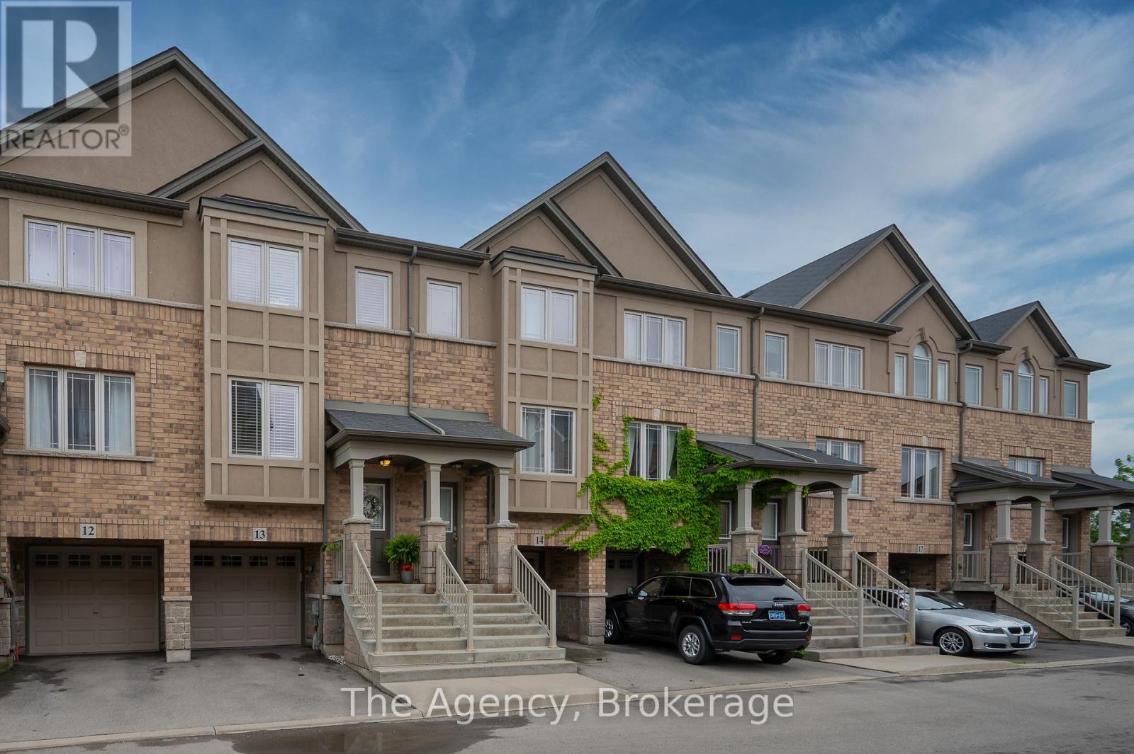 13 - 201 Westbank Trail, Hamilton, Ontario  L6J 1H6 - Photo 1 - X12372801