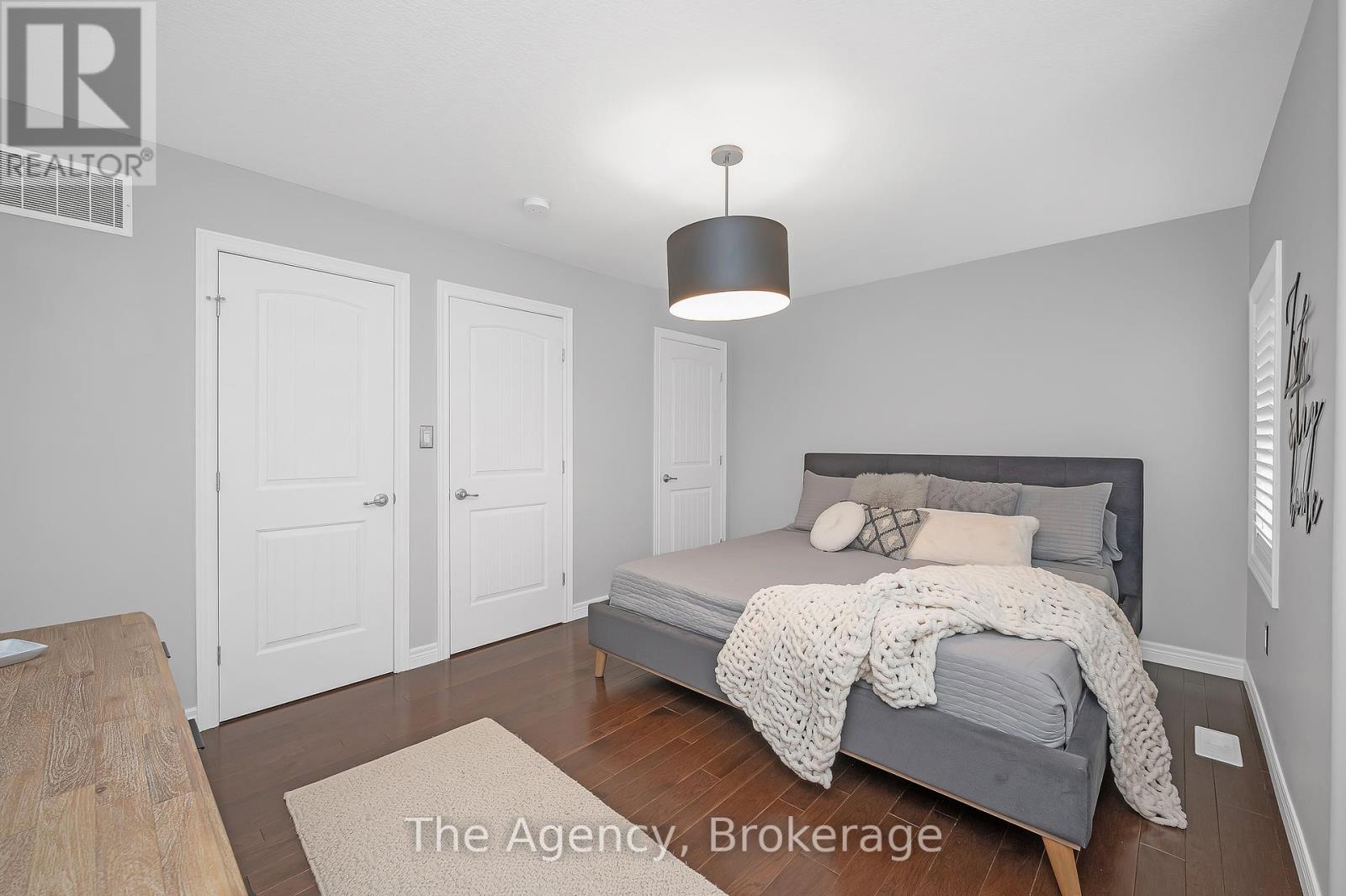 13 - 201 Westbank Trail, Hamilton, Ontario  L6J 1H6 - Photo 10 - X12372801