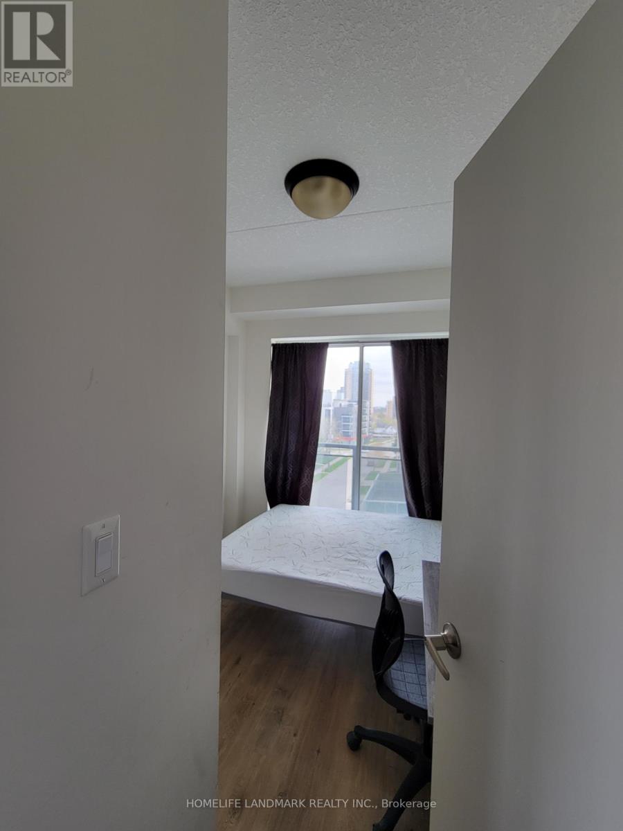 G401 - 275 Larch Street, Waterloo, Ontario  N2L 3R2 - Photo 11 - X12372528