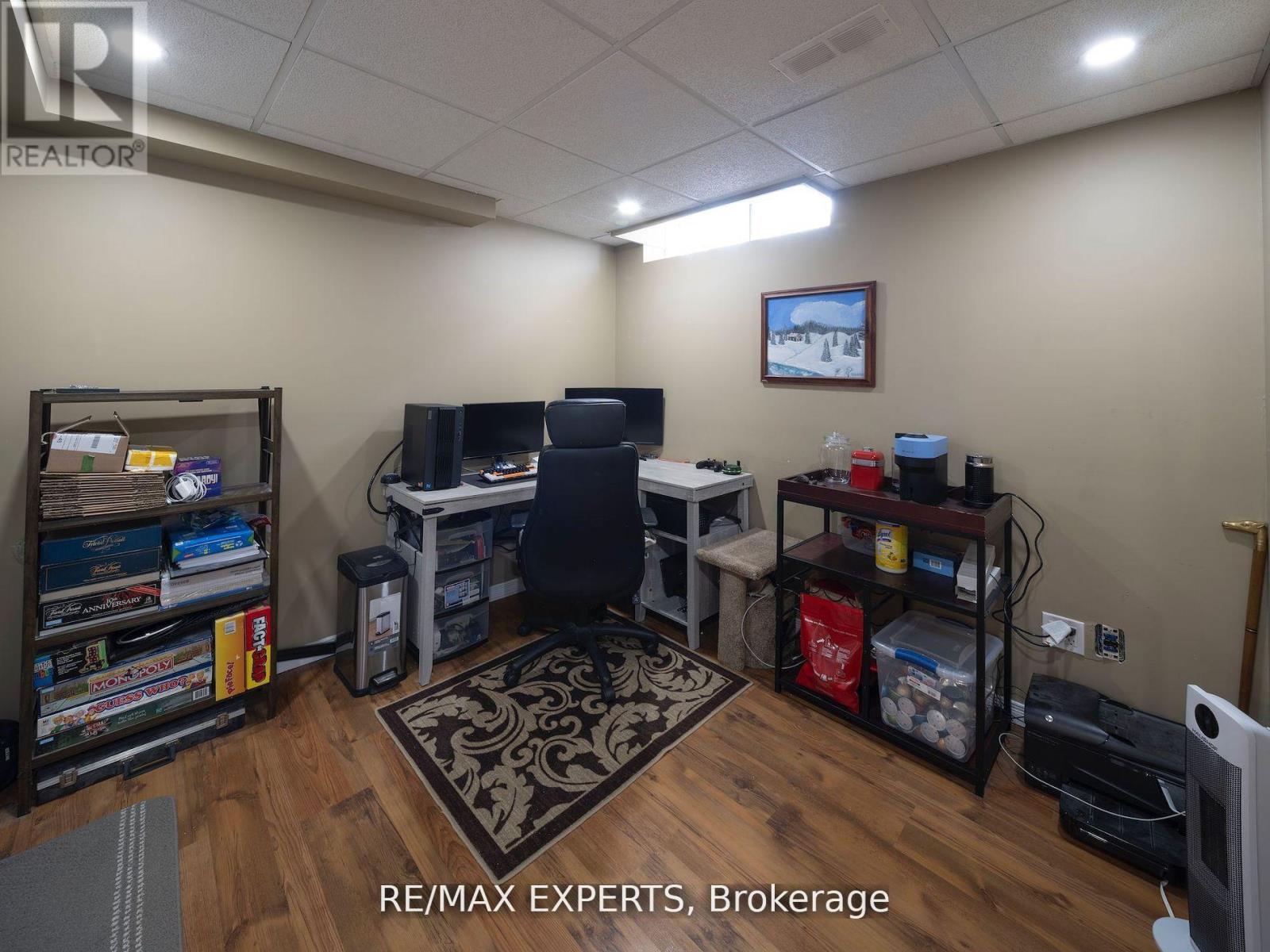 272 Hoover Park Drive, Whitchurch-Stouffville, Ontario  L4A 1K9 - Photo 28 - N12372806