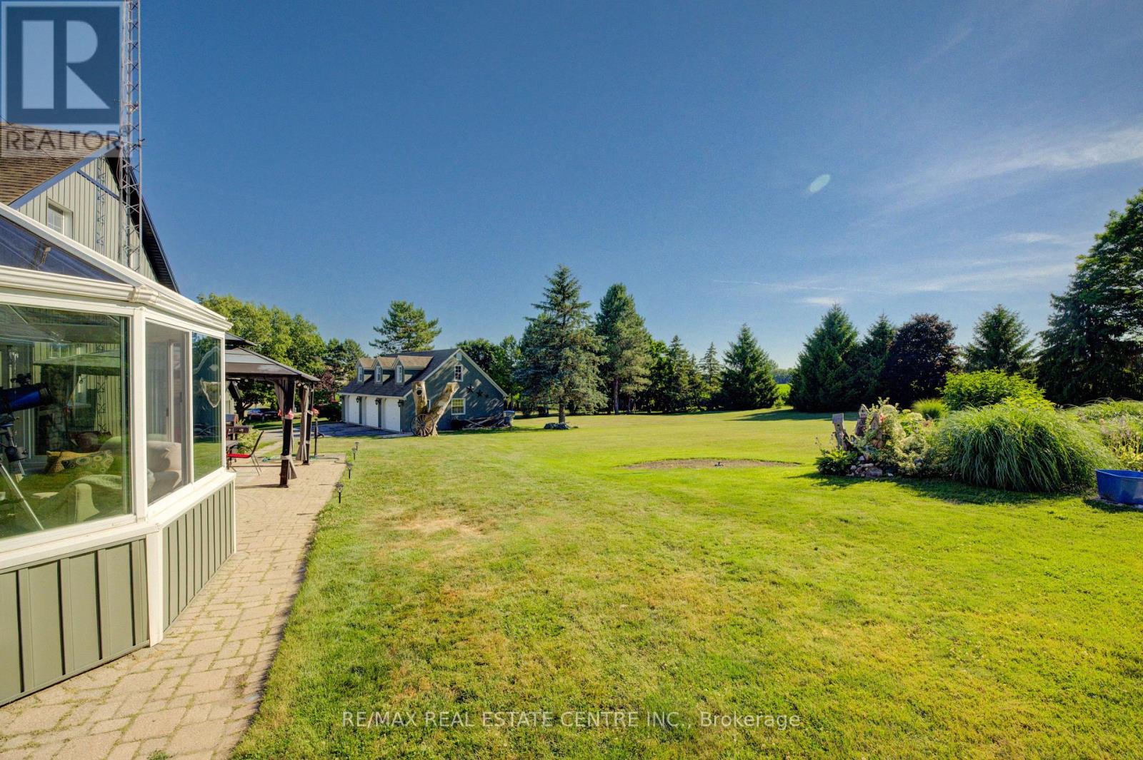 4670 Perth Road 107, Rr #1 Road, Perth East, Ontario  N5A 6S2 - Photo 35 - X12370490