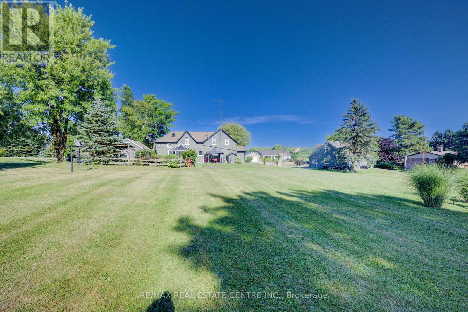 4670 Perth Road 107, Rr #1 Road, Perth East, Ontario  N5A 6S2 - Photo 32 - X12370490