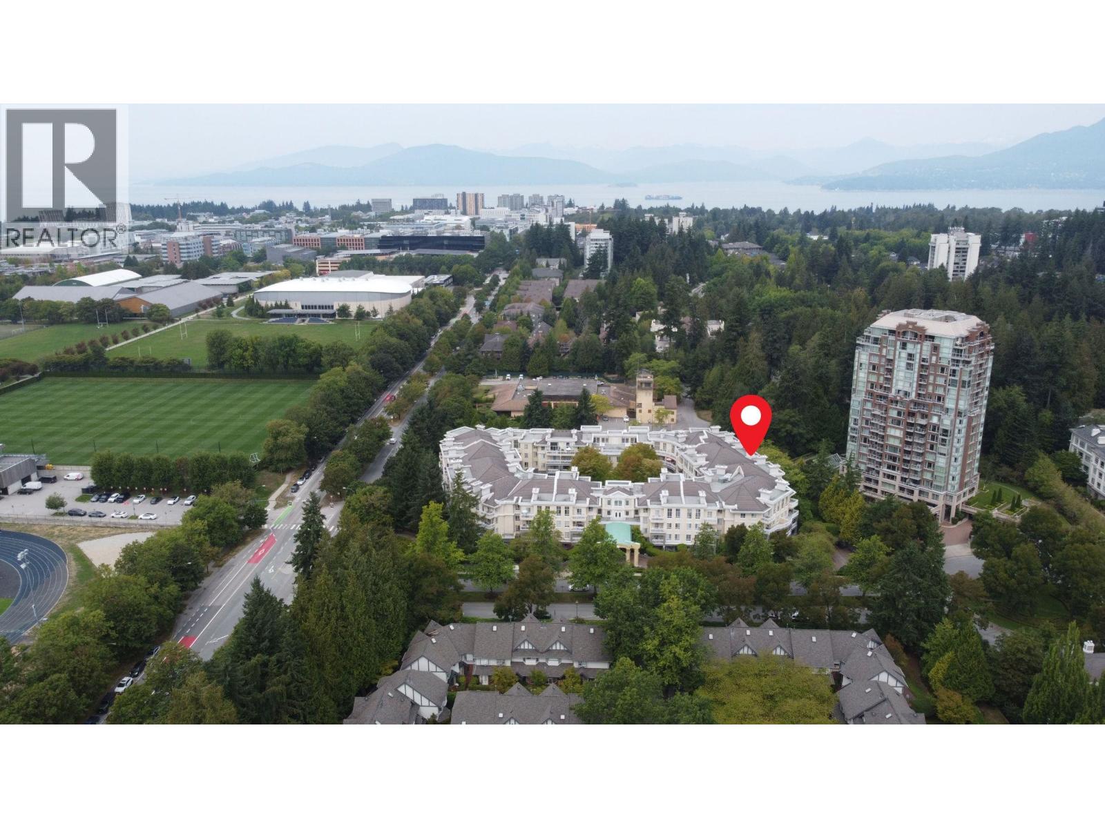 422 5835 HAMPTON PLACE, Vancouver, British Columbia