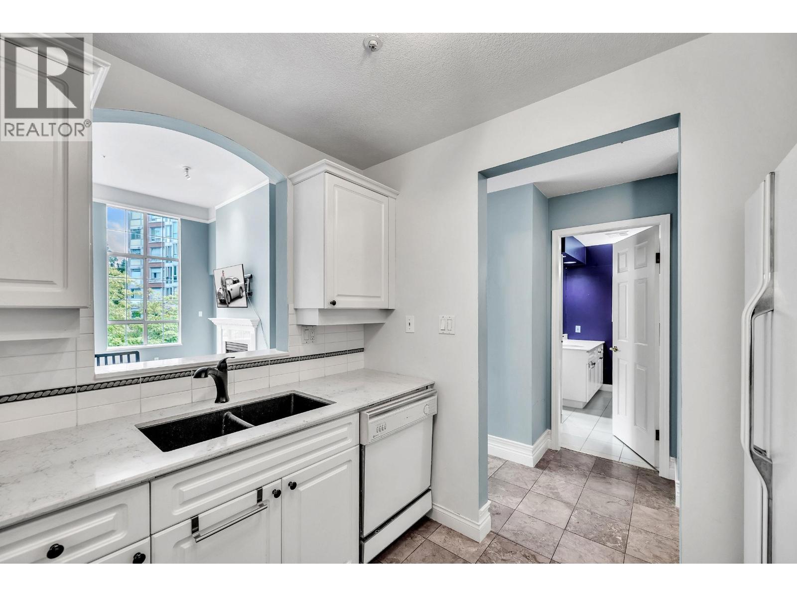 422 5835 Hampton Place, Vancouver, British Columbia  V6T 2G2 - Photo 8 - R3041766