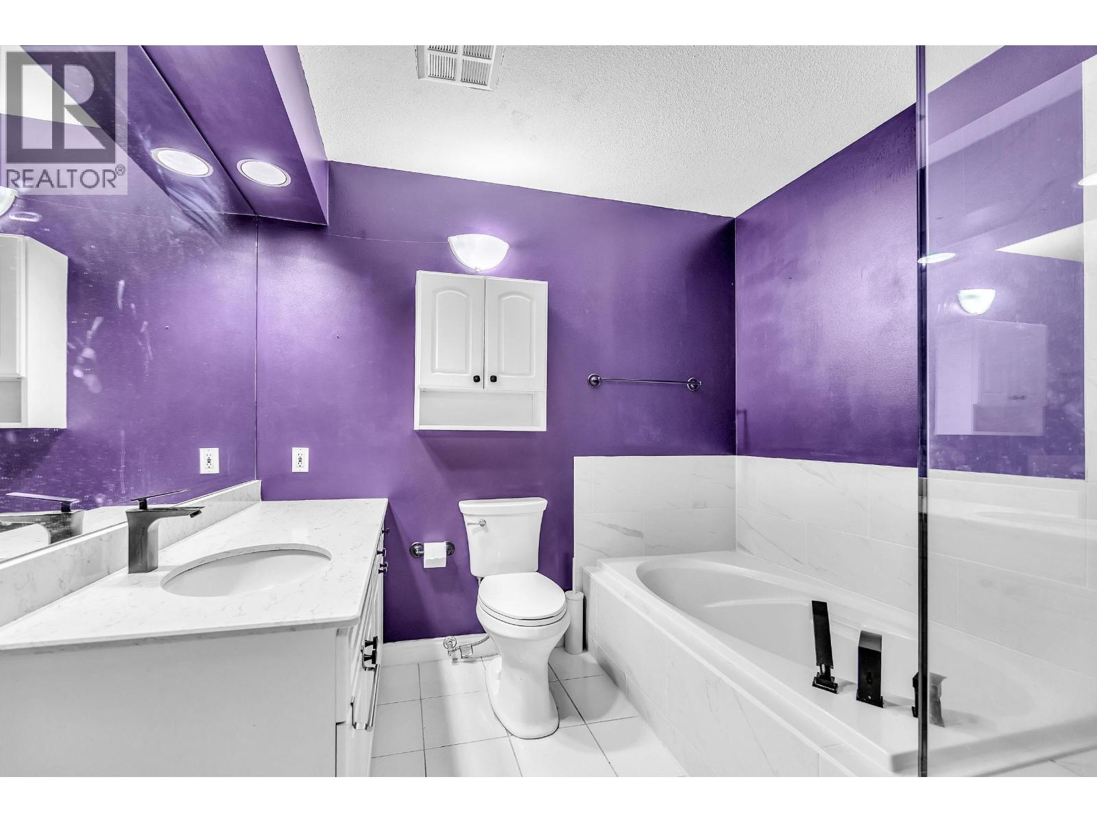 422 5835 Hampton Place, Vancouver, British Columbia  V6T 2G2 - Photo 9 - R3041766