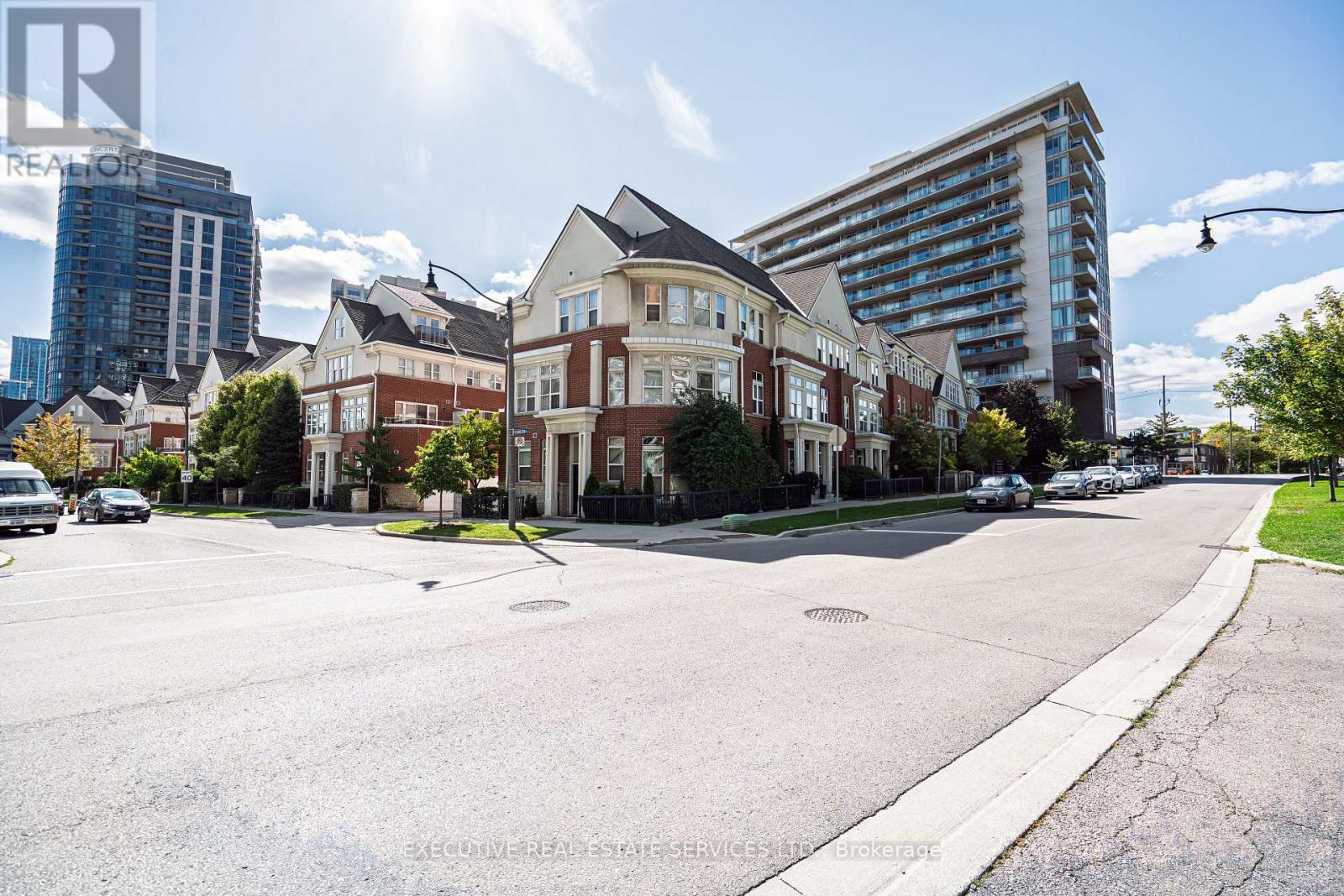 24 Michael Power Place, Toronto, Ontario  M9A 5G9 - Photo 1 - W12372837