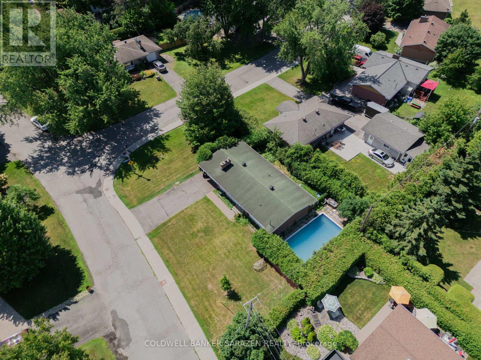 18 Stinson Avenue, Ottawa, Ontario  K2H 6N1 - Photo 14 - X12277105