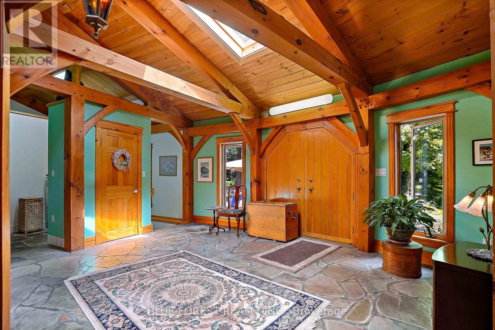33402 First Line, Southwold, Ontario  N0L 1P0 - Photo 14 - X12372851