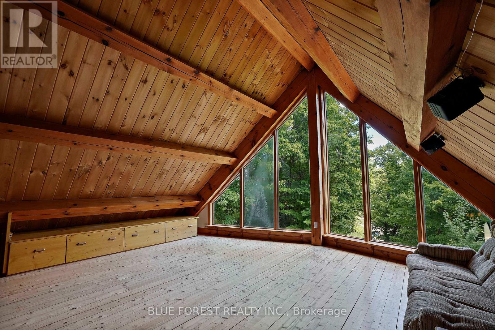 33402 First Line, Southwold, Ontario  N0L 1P0 - Photo 22 - X12372851