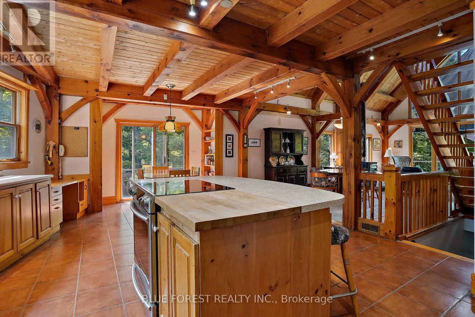 33402 First Line, Southwold, Ontario  N0L 1P0 - Photo 27 - X12372851