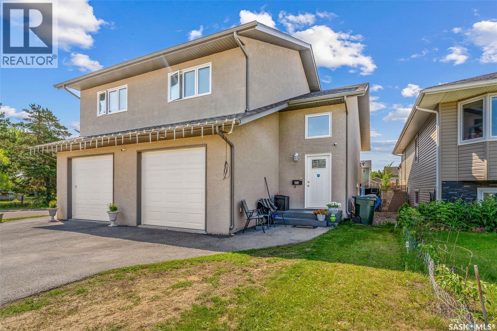 893 5th Street E, Prince Albert, Saskatchewan  S6V 2L6 - Photo 2 - SK017097