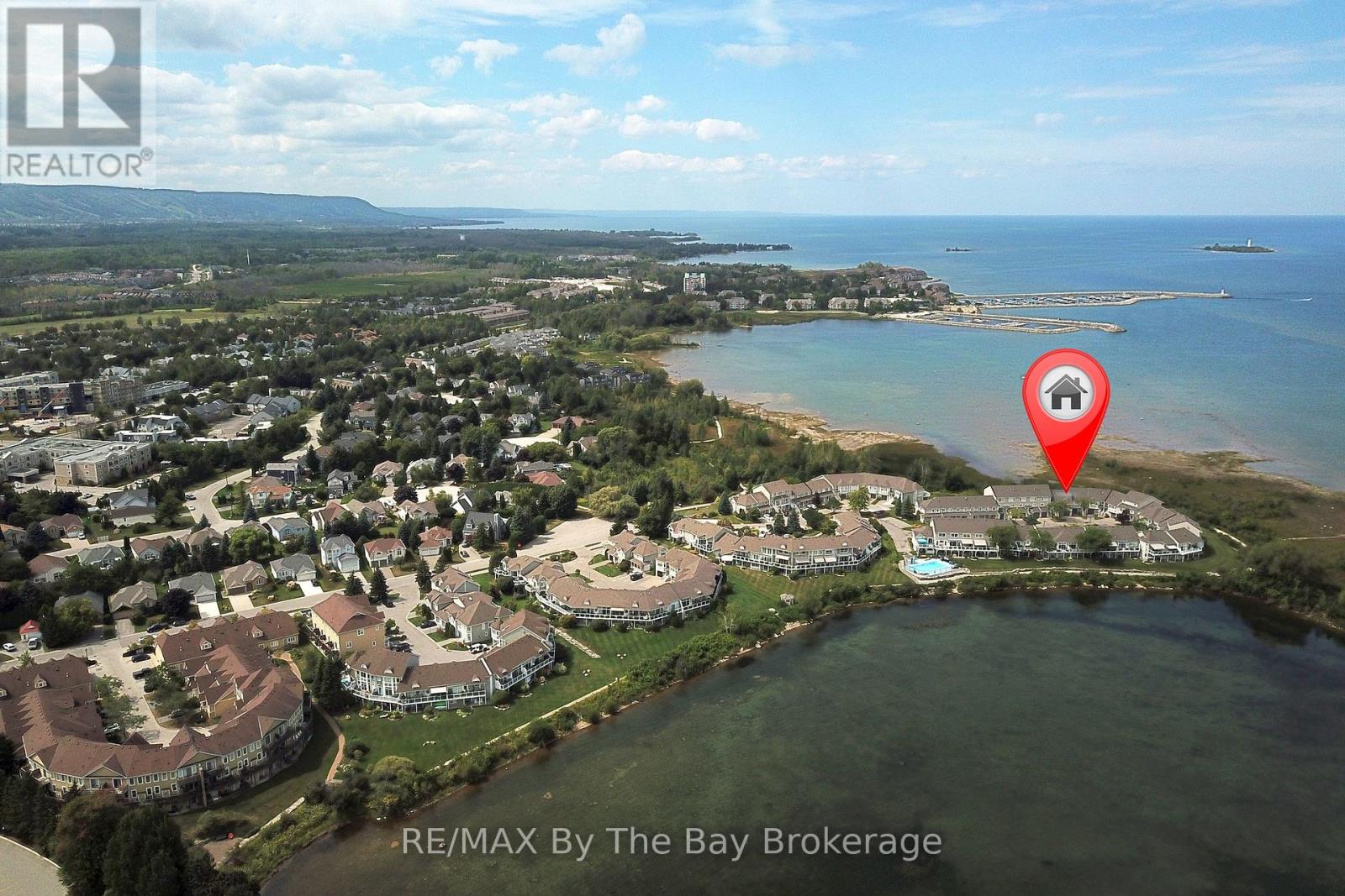 40 Cranberry Surf, Collingwood, Ontario  L9Y 5C4 - Photo 2 - S12372857