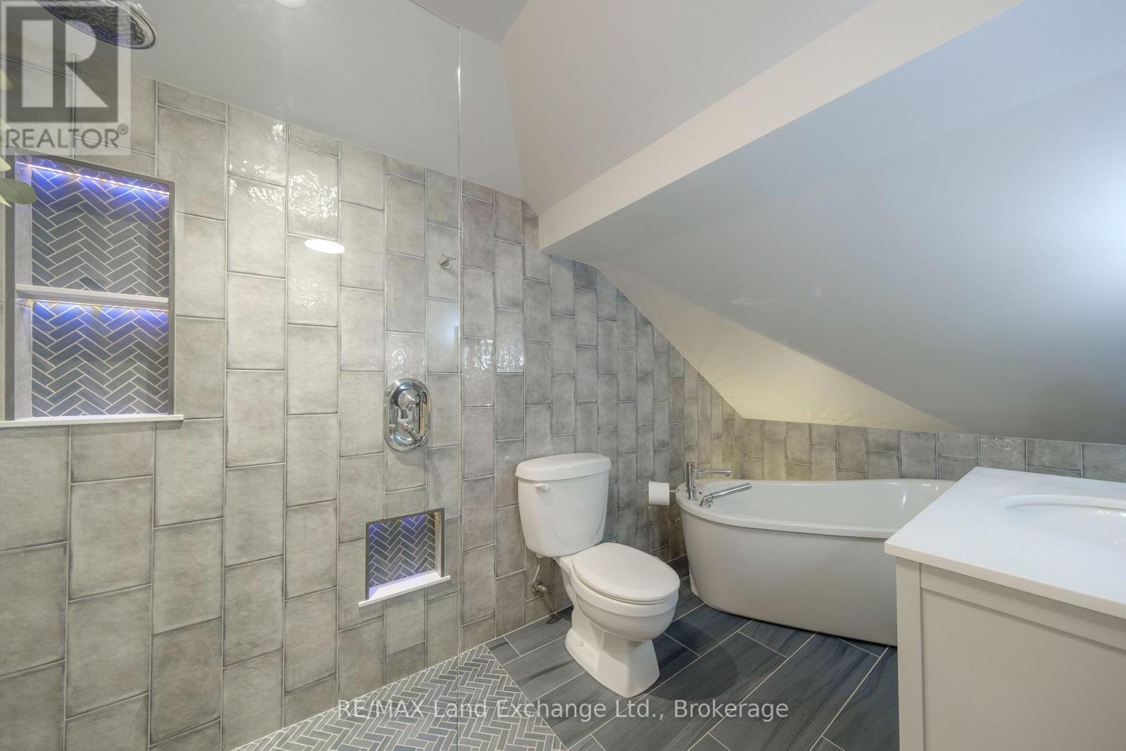 511 Havelock Street, Huron-Kinloss, Ontario  N0G 2H0 - Photo 40 - X12372855