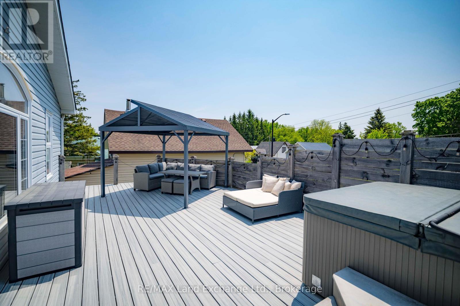 511 Havelock Street, Huron-Kinloss, Ontario  N0G 2H0 - Photo 7 - X12372855