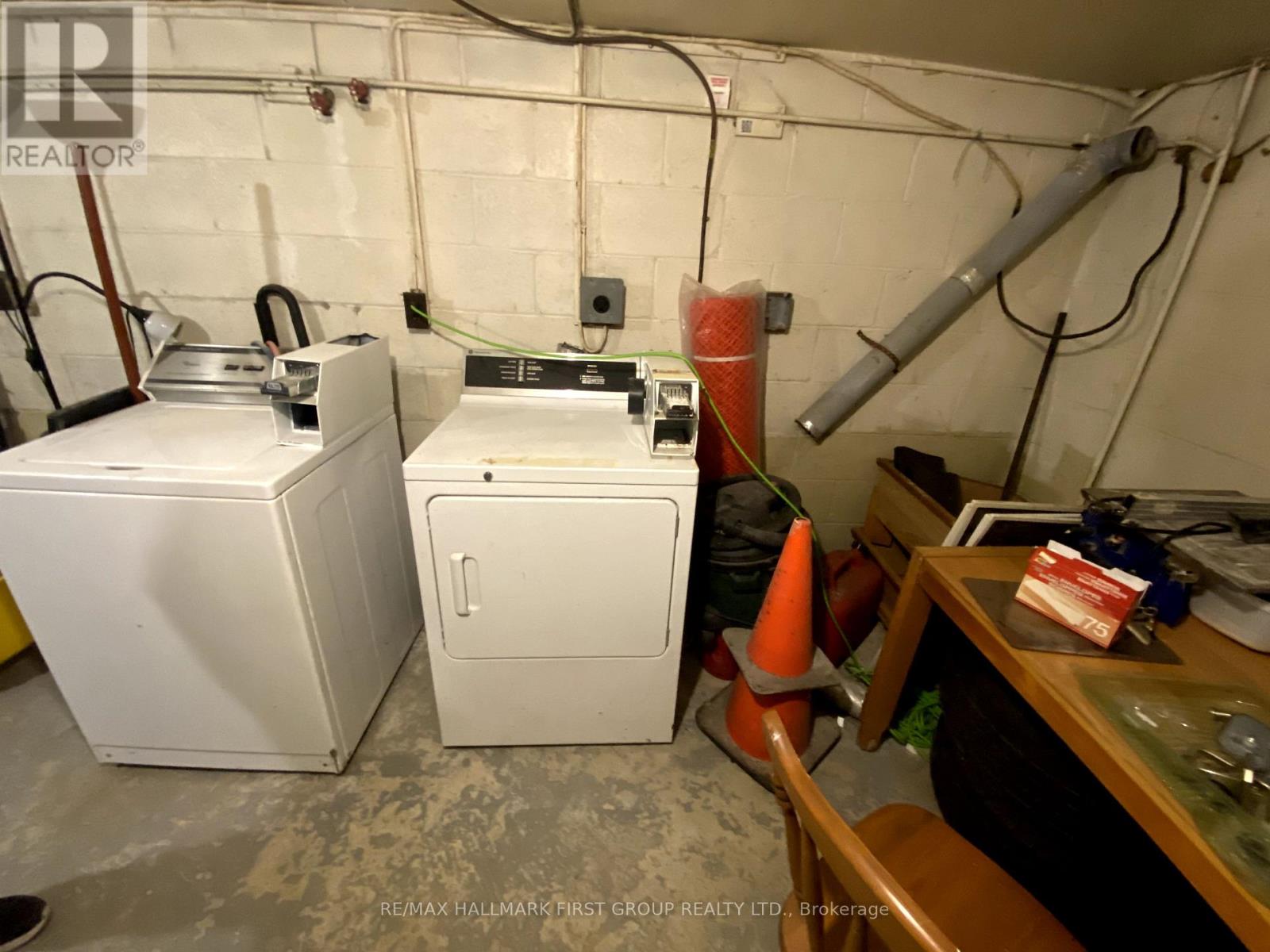 11 Fairbanks Street, Oshawa, Ontario  L1H 2L7 - Photo 8 - E12363002
