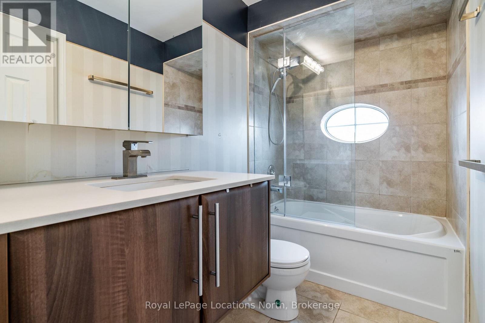 111 - 50 Strathaven Drive, Mississauga, Ontario  L5R 4E7 - Photo 11 - W12372862