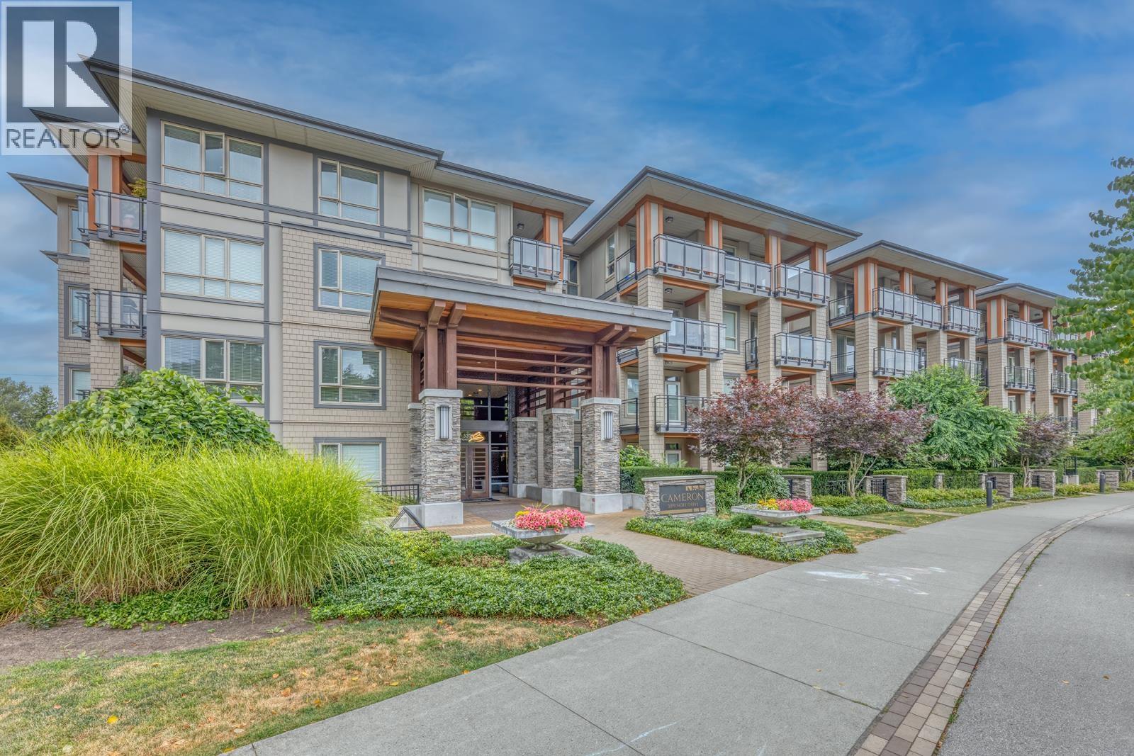 314 3399 NOEL DRIVE, Burnaby, British Columbia