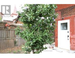 UPPER LEVEL UNIT - 148 VICTORIA AVENUE N, Hamilton, Ontario