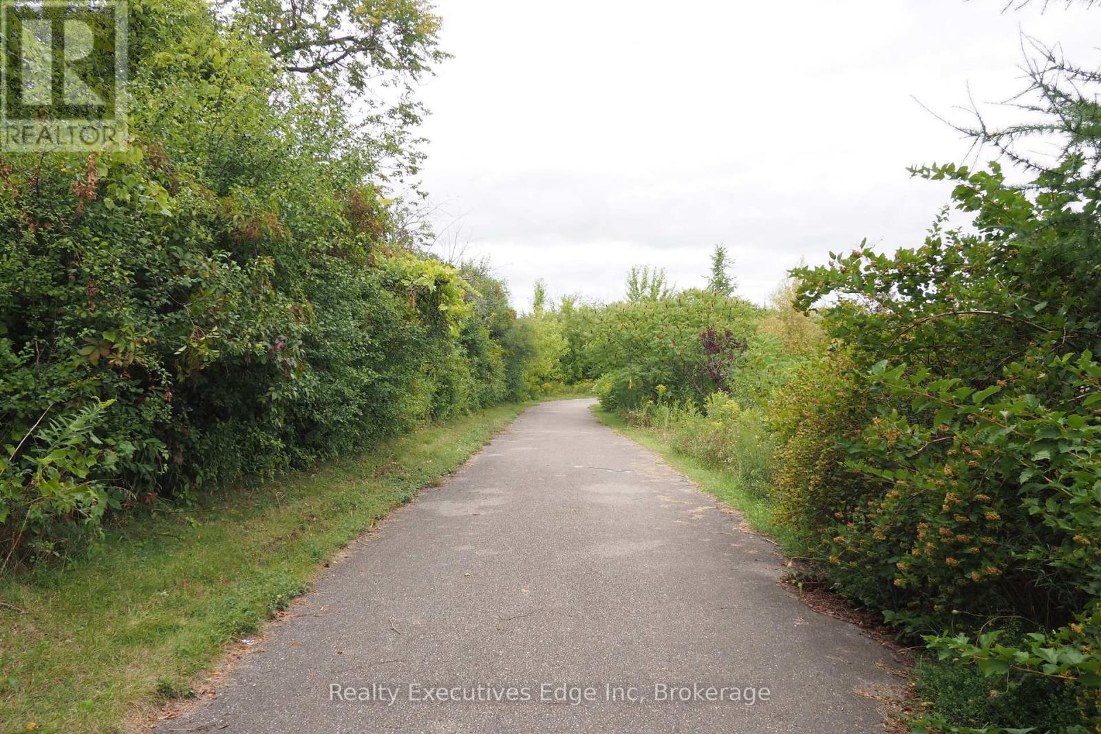 16 - 675 Victoria Road N, Guelph, Ontario  N1E 0G4 - Photo 45 - X12372715