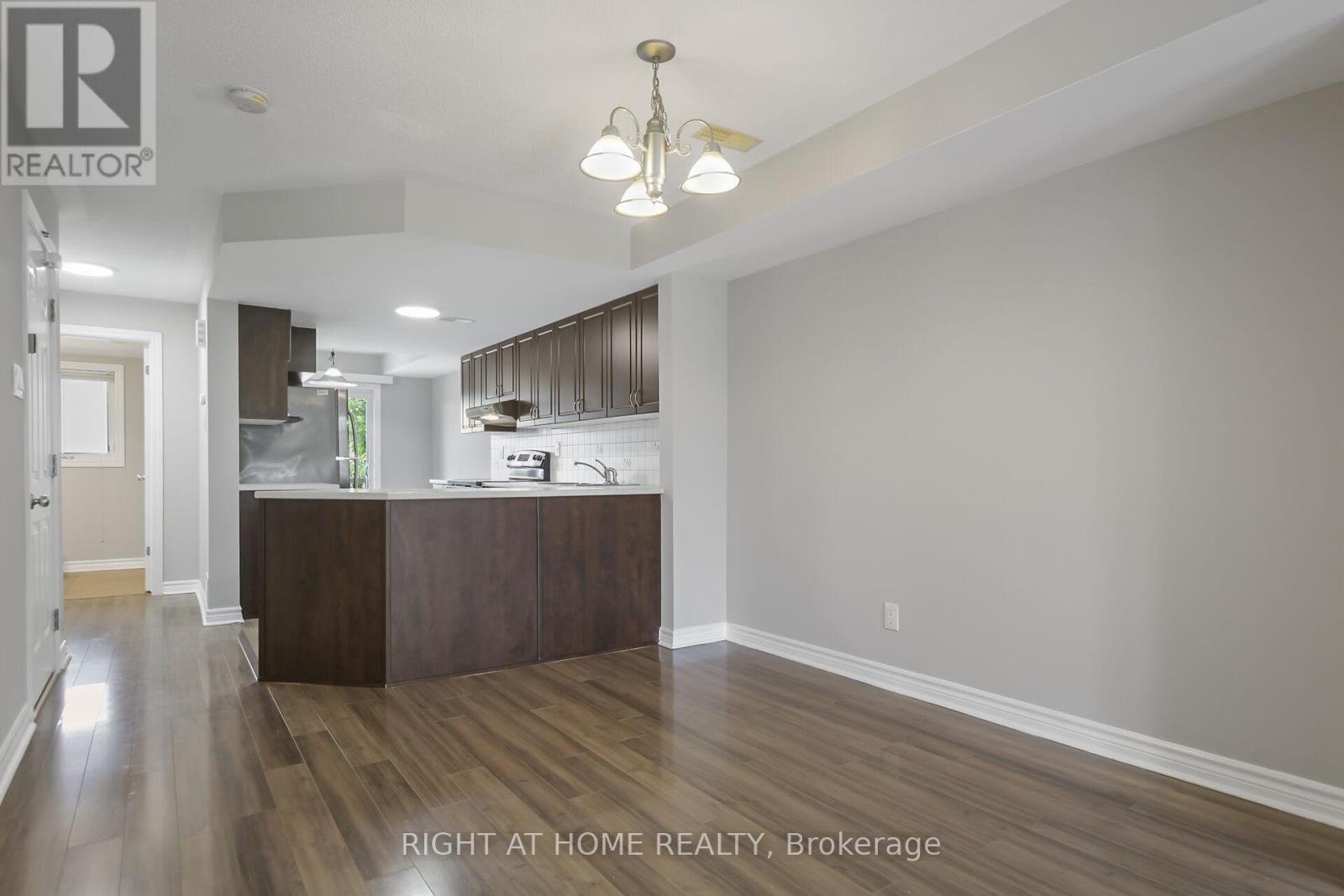 B - 1120 Klondike Road, Ottawa, Ontario  K2K 0H2 - Photo 10 - X12296150