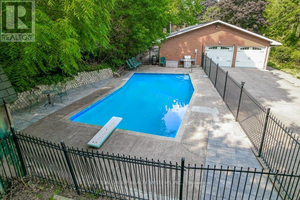 26 Harriman Road, Aurora, Ontario  L4G 2S8 - Photo 37 - N12335531