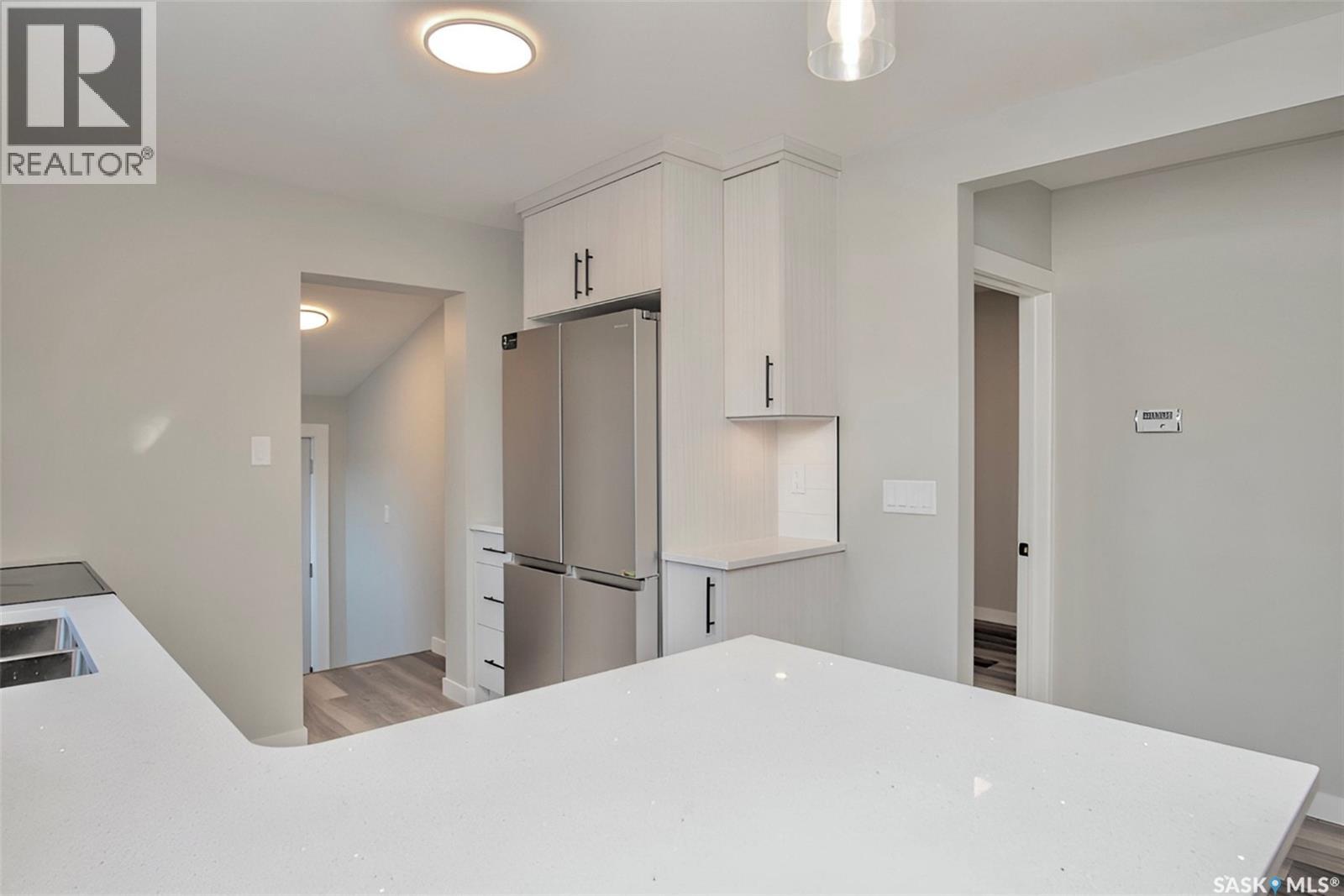 212 Angus Street, Regina, Saskatchewan  S4R 3K4 - Photo 6 - SK017091