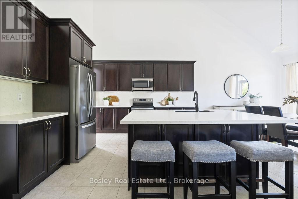 25 Mclean Avenue, Collingwood, Ontario L9Y 3V2 - Photo 13 - S12371410