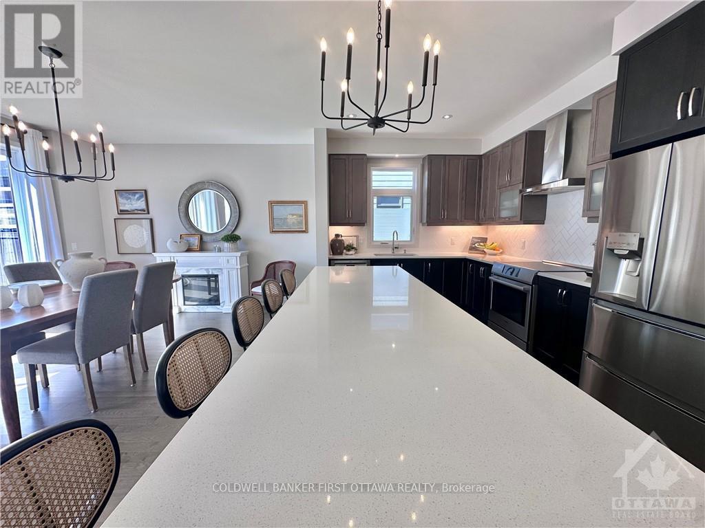 298 Longworth Avenue, Ottawa, Ontario  K1T 0T8 - Photo 8 - X12372904