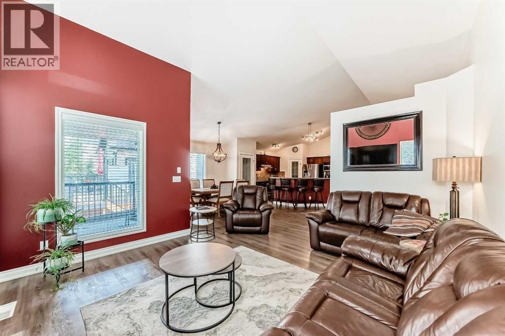 187 Hawkmere View, Chestermere, Alberta  T1X 1T8 - Photo 11 - A2241076