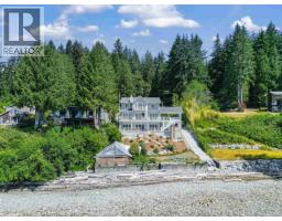 2583-2585 Lower Road, Roberts Creek, Ca