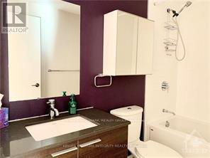 704 - 354 Gladstone Avenue, Ottawa, Ontario  K2P 0R4 - Photo 4 - X12372907