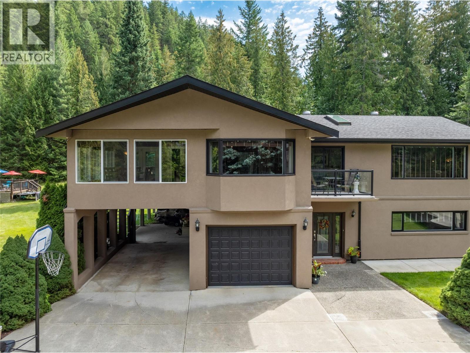 2746 Balmoral Road, Blind Bay, British Columbia  V0E 1H1 - Photo 8 - 10344786