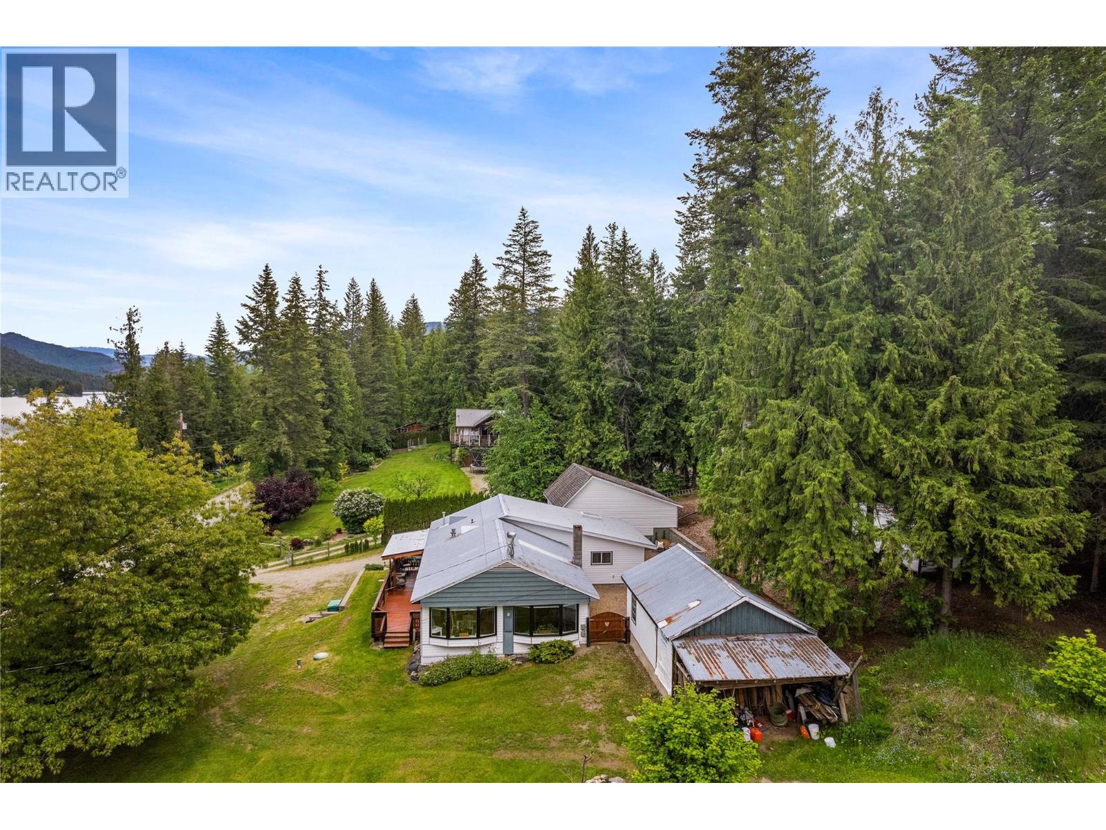 2885 White Lake Road, Sorrento, British Columbia  V0E 2W0 - Photo 30 - 10344823