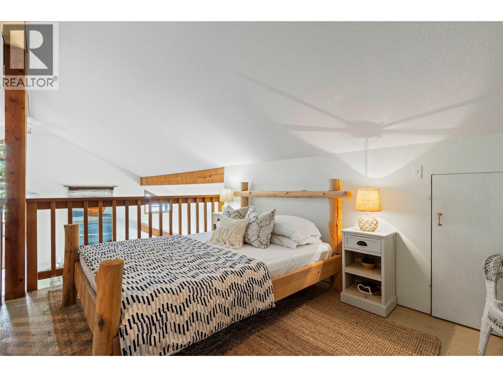 4006 Express Point Road, Scotch Creek, British Columbia  V0E 1M5 - Photo 46 - 10346107