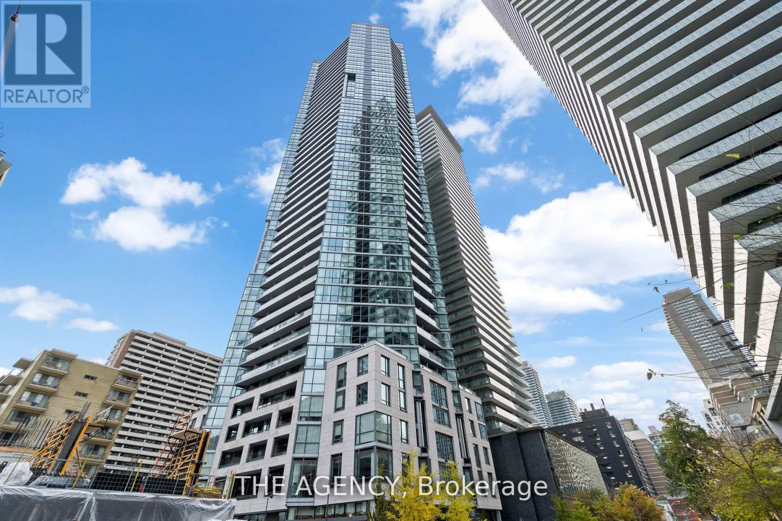 5110 - 45 Charles Street E, Toronto, Ontario  M4Y 1S2 - Photo 1 - C12365021