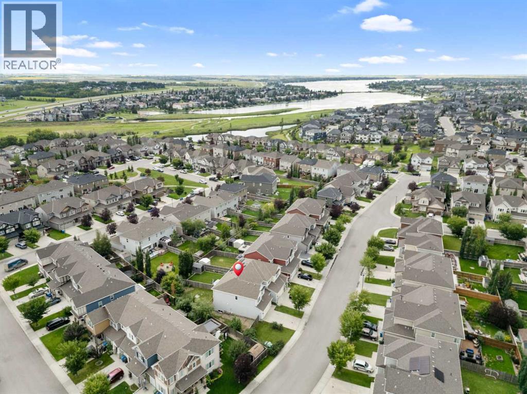 Property at 340 Whitecap Way image 2