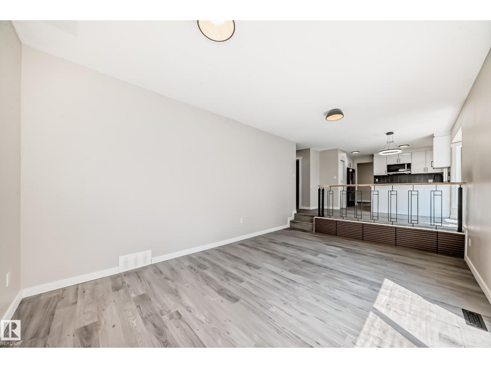 10423 35 Av Nw, Edmonton, Alberta  T6J 2M8 - Photo 23 - E4455569