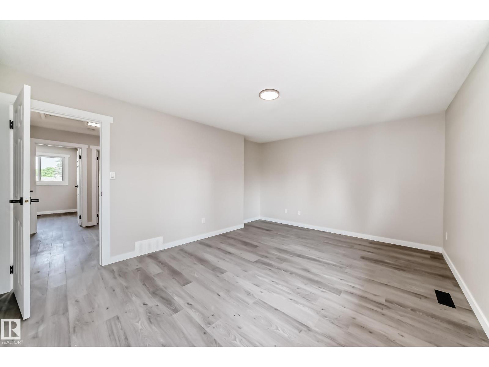10423 35 Av Nw, Edmonton, Alberta  T6J 2M8 - Photo 34 - E4455569