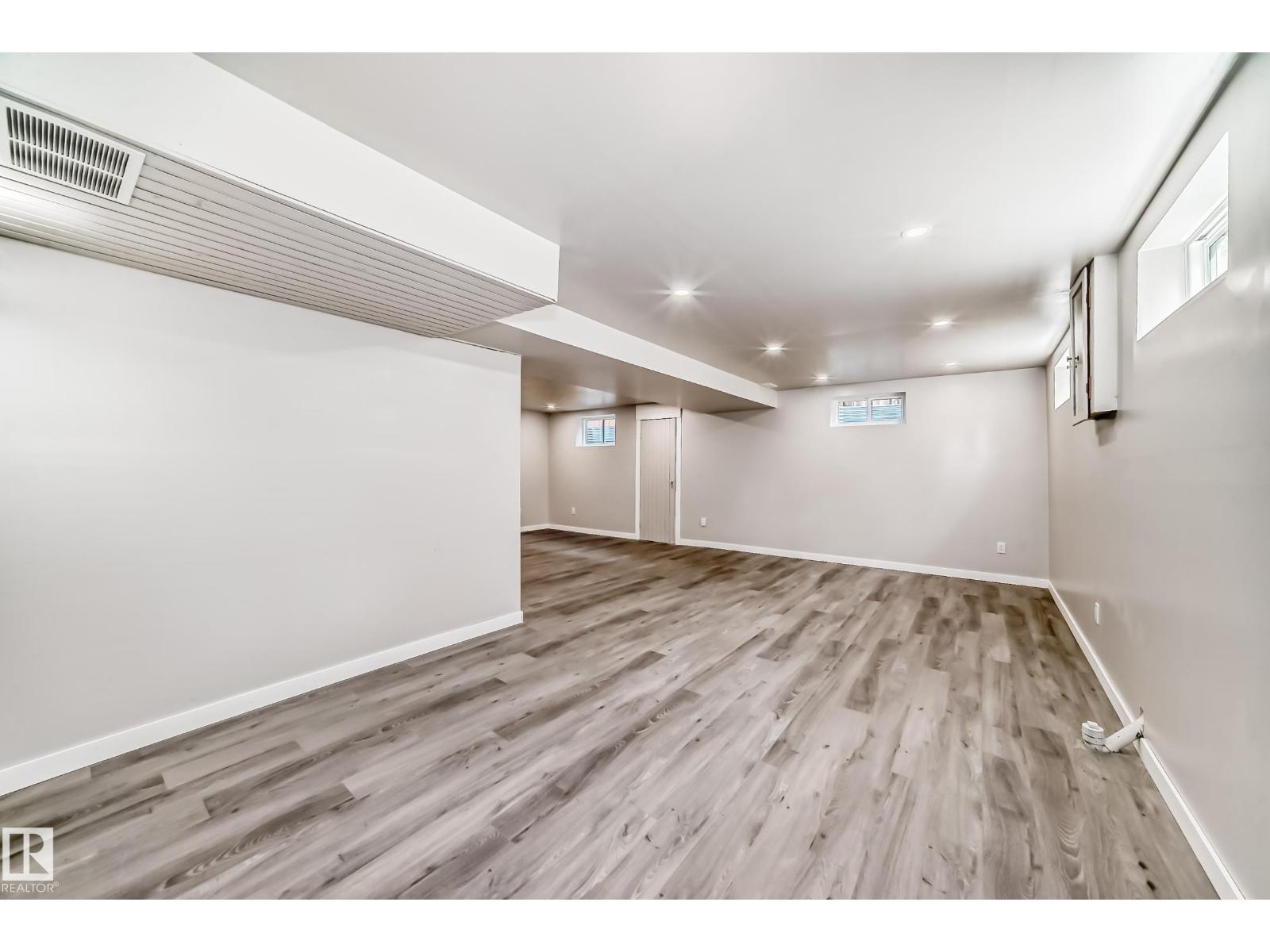 10423 35 Av Nw, Edmonton, Alberta  T6J 2M8 - Photo 50 - E4455569