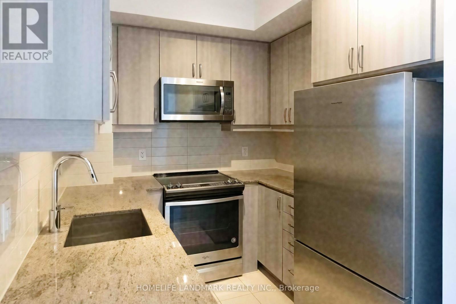 607 - 9191 Yonge Street Nw, Richmond Hill, Ontario  L4C 1E2 - Photo 10 - N12372933